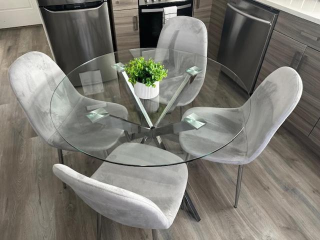 Bright And Cozy Modern Home In Vancouver - Central To Yvr-Downtown - Free Private Parking المظهر الخارجي الصورة